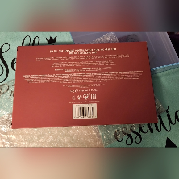 The Ciaté London NIB sealed I Am Woman Palette - Picture 3 of 5